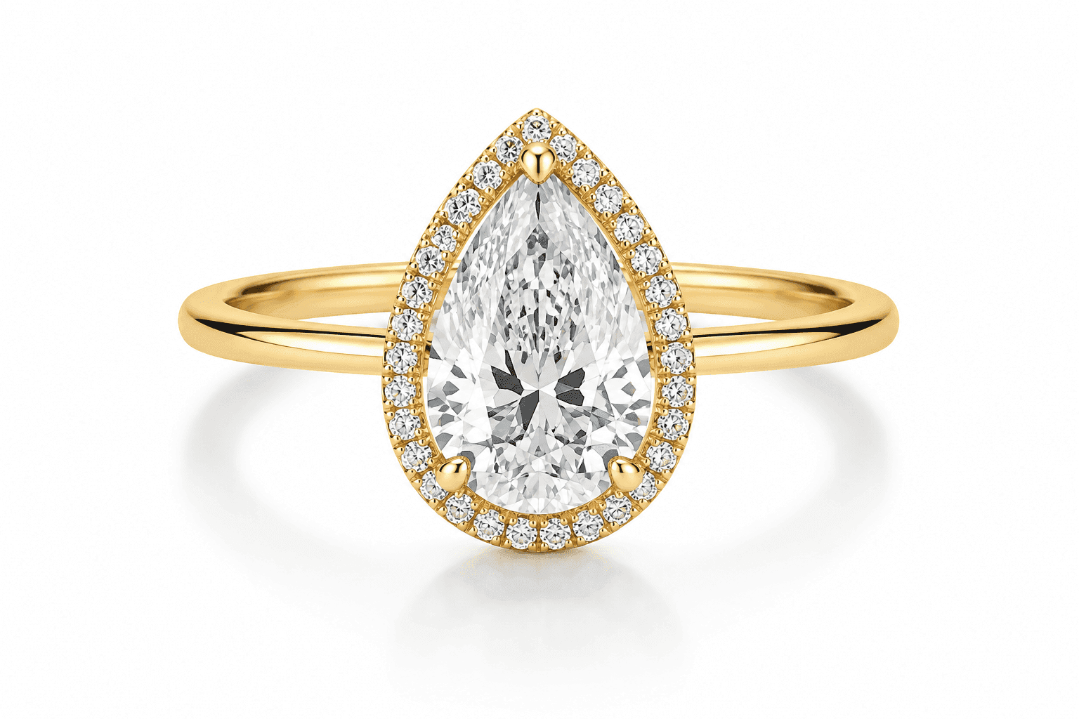 Halo diamond engagement ring